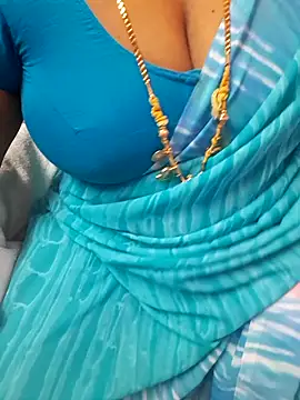 Snapshot of Tamil_Ammani chatting on May 11, 11:13 pm Tamil Ammani online show from May 11, 11:13 pm