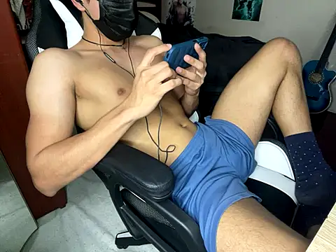 Snapshot of oppaboy chatting on November 1, 6:10 pm oppaboy online show from November 1, 6:10 pm