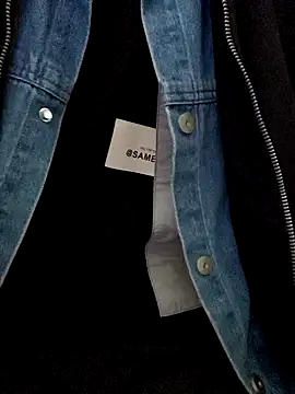 Snapshot of chougegg0214 chatting on April 24, 11:51 pm chougegg0214 online show from April 24, 11:51 pm