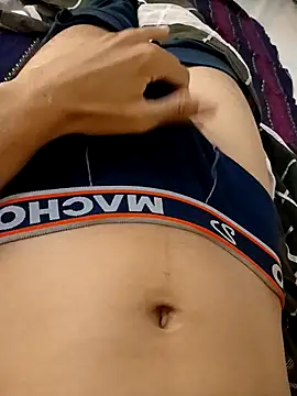 Snapshot of delhiboyNN10-29 chatting on March 25, 9:04 am delhiboyNN10-29 online show from March 25, 9:04 am