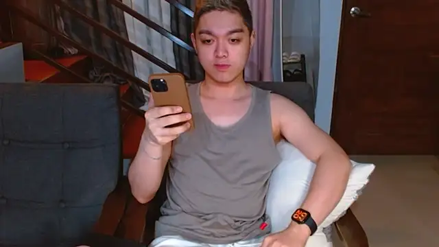 JayKarLo online show from February 1, 11:20 am