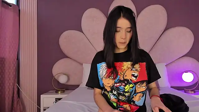 MeganR  online show from November 5, 11:21 am