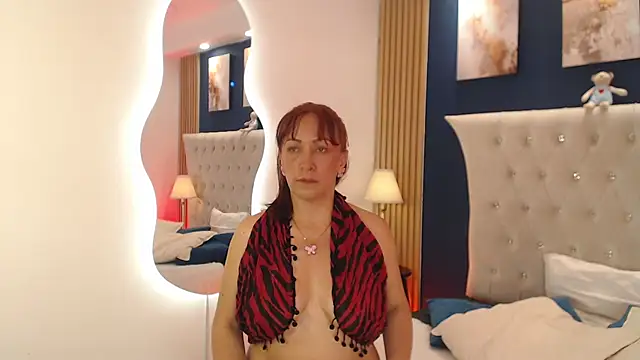 GloryShine online show from March 16, 1:04 pm