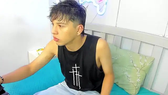 StiwenTwink online show from November 11, 12:16 pm