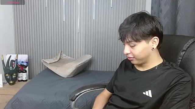 StiwenTwink online show from July 10, 1:03 pm