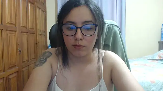 Venus cat  online show from December 2, 1:55 am