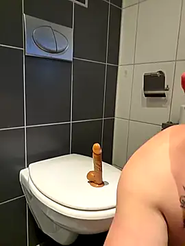 Snapshot of hot-brabo chatting on November 14, 2:49 pm hot-brabo online show from November 14, 2:49 pm