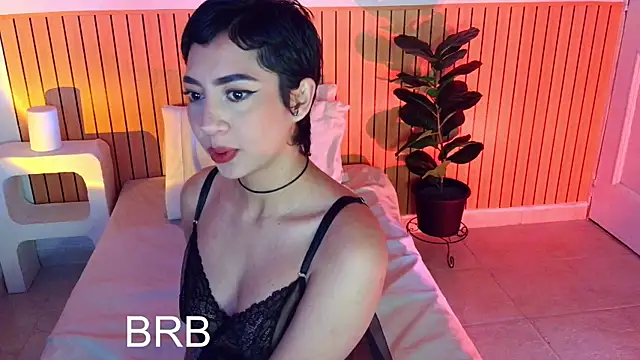 Snapshot of emma_web_ chatting on June 17, 12:50 pm emma web online show from June 17, 12:50 pm