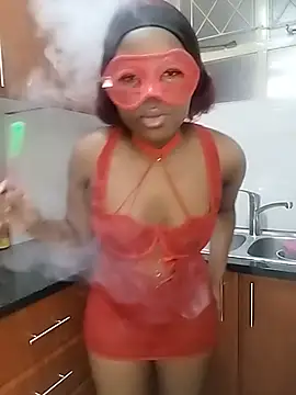 Snapshot of baddiehot_butt chatting on July 6, 12:24 pm baddiehot butt online show from July 6, 12:24 pm