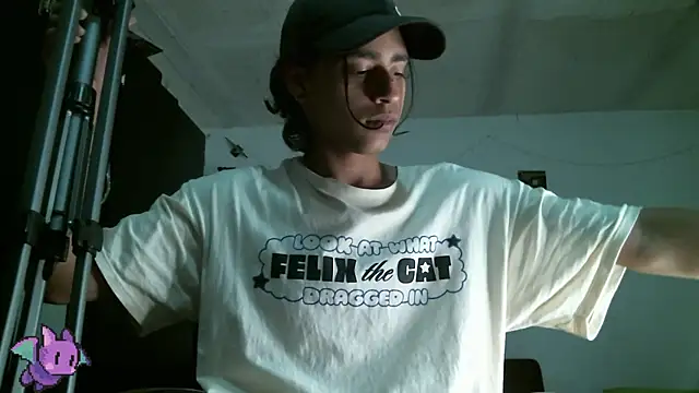 Dickie Dicking online show from April 11, 3:16 pm