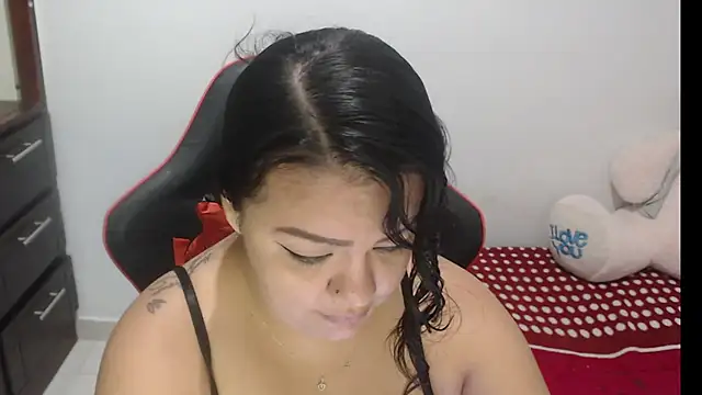 emily sexxx online show from January 17, 5:34 am