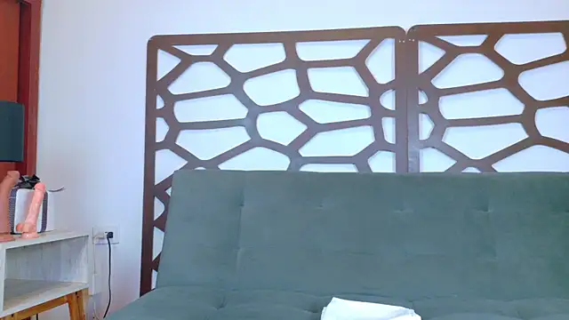 ashley jonee online show from December 17, 7:42 pm