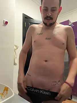 Snapshot of Arabxlyoung chatting on February 25, 12:59 pm Arabxlyoung online show from February 25, 12:59 pm