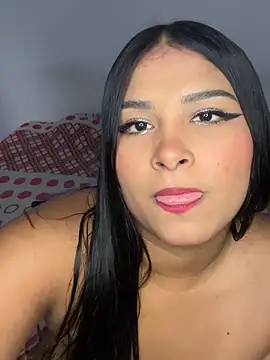 Snapshot of sarafox_10 chatting on November 3, 8:43 pm sarafox 10 online show from November 3, 8:43 pm