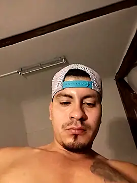 Snapshot of robergenesis chatting on October 11, 2:22 am robergenesis online show from October 11, 2:22 am