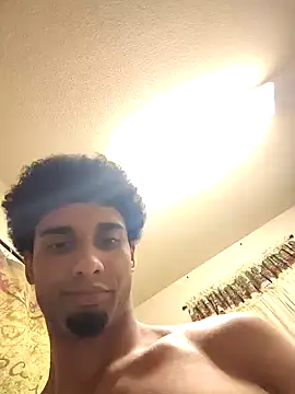 ViewMYC2C69 online show from October 20, 5:19 am