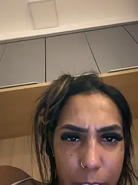 Snapshot of Bru-Zampolli09 chatting on October 6, 3:37 am Bru-Zampolli09 online show from October 6, 3:37 am