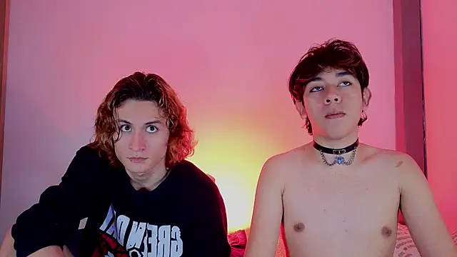 Snapshot of Darcy_and_Stolas chatting on October 7, 2:20 am Darcy and Stolas online show from October 7, 2:20 am