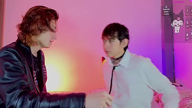 Snapshot of Darcy_and_Stolas chatting on October 10, 2:32 am Darcy and Stolas online show from October 10, 2:32 am