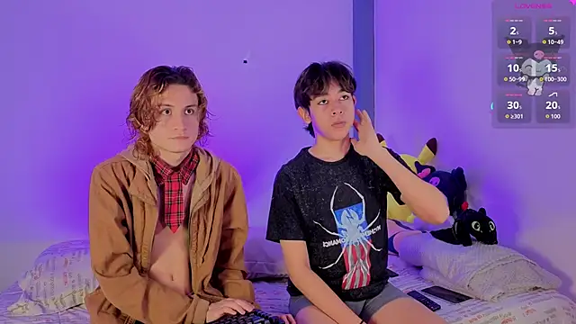 Snapshot of Darcy_and_Stolas chatting on October 20, 5:19 am Darcy and Stolas online show from October 20, 5:19 am