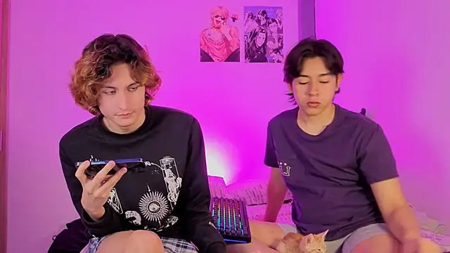 Snapshot of Darcy_and_Stolas chatting on February 1, 8:51 pm Darcy and Stolas online show from February 1, 8:51 pm