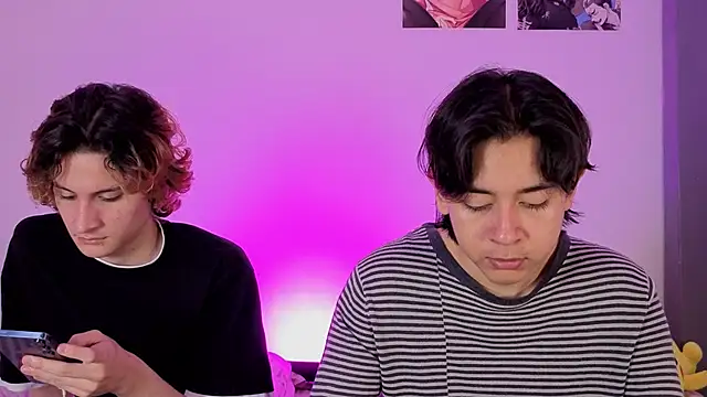 Snapshot of Darcy_and_Stolas chatting on February 21, 10:22 pm Darcy and Stolas online show from February 21, 10:22 pm