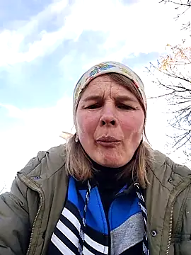 Snapshot of Masha412111 chatting on November 1, 12:40 pm Masha412111 online show from November 1, 12:40 pm