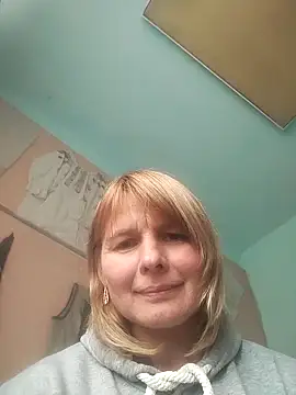 Snapshot of Masha412111 chatting on November 21, 10:25 am Masha412111 online show from November 21, 10:25 am