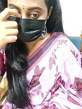 Snapshot of Dheronika_sweetie chatting on October 6, 11:07 am Dheronika sweetie online show from October 6, 11:07 am