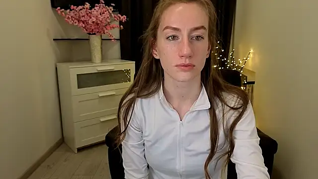 GoldenRose  online show from February 26, 1:21 pm