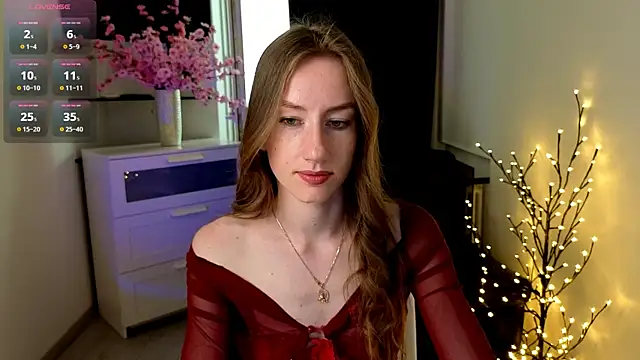 Snapshot of GoldenRose_ chatting on May 6, 12:10 pm GoldenRose online show from May 6, 12:10 pm