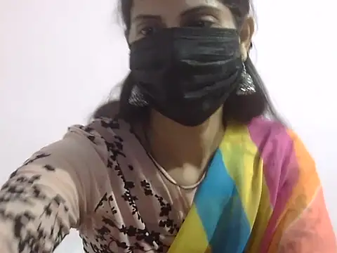 Snapshot of Laila_Cute chatting on February 4, 4:13 pm Laila Cute online show from February 4, 4:13 pm