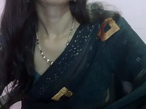 Laila Cute online show from May 4, 5:25 am