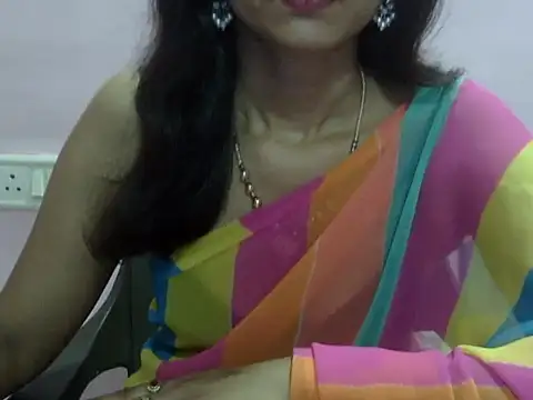 Snapshot of Laila_Cute chatting on May 17, 3:19 pm Laila Cute online show from May 17, 3:19 pm