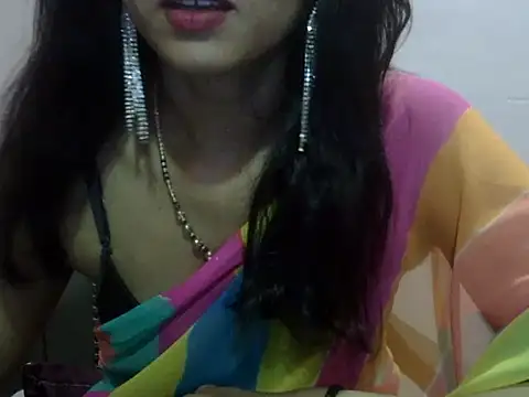 Snapshot of Laila_Cute chatting on May 29, 4:27 pm Laila Cute online show from May 29, 4:27 pm