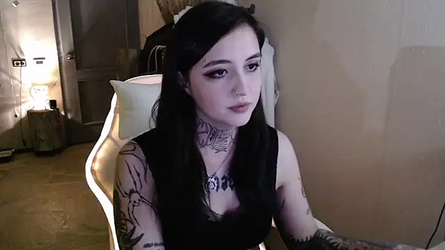 Snapshot of Rin_andersonn chatting on October 23, 7:45 pm Rin andersonn online show from October 23, 7:45 pm