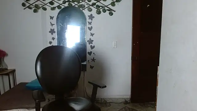 Ebony luna online show from April 30, 12:44 pm
