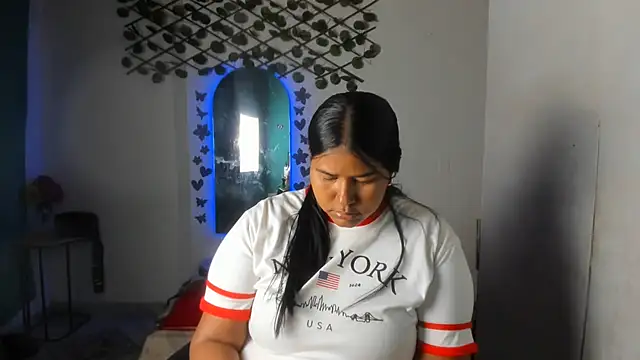 Snapshot of Ebony_luna chatting on July 7, 7:18 pm Ebony luna online show from July 7, 7:18 pm