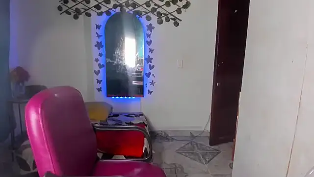 Snapshot of Ebony_luna chatting on July 28, 8:52 pm Ebony luna online show from July 28, 8:52 pm