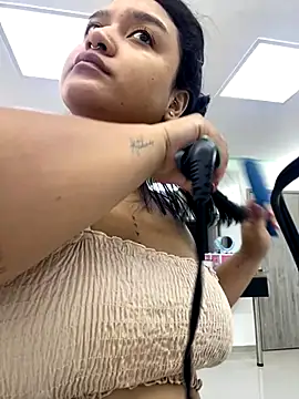 Snapshot of AryRose_ chatting on October 10, 2:05 pm AryRose online show from October 10, 2:05 pm