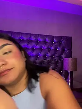 Snapshot of AryRose_ chatting on October 12, 12:48 pm AryRose online show from October 12, 12:48 pm