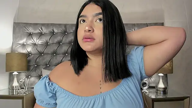 Snapshot of AryRose_ chatting on October 17, 12:30 pm AryRose online show from October 17, 12:30 pm
