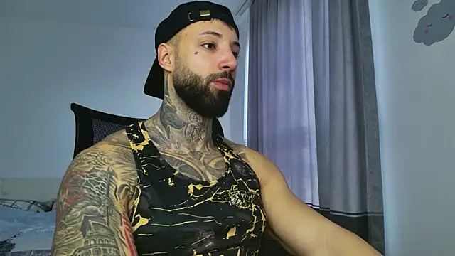 MasculineGuy99 online show from December 16, 9:36 am