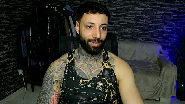 MasculineGuy99 online show from May 3, 8:26 pm
