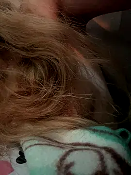 Snapshot of pleasedontpressaredburton chatting on October 6, 11:29 am pleasedontpressaredburton online show from October 6, 11:29 am