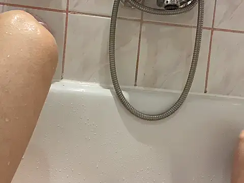 Snapshot of pleasedontpressaredburton chatting on October 30, 12:50 pm pleasedontpressaredburton online show from October 30, 12:50 pm