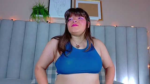 Snapshot of AmarisLenox__ chatting on November 7, 2:44 am AmarisLenox online show from November 7, 2:44 am