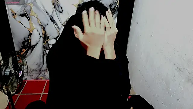 Snapshot of Im_david02 chatting on February 17, 12:34 pm Im david02 online show from February 17, 12:34 pm