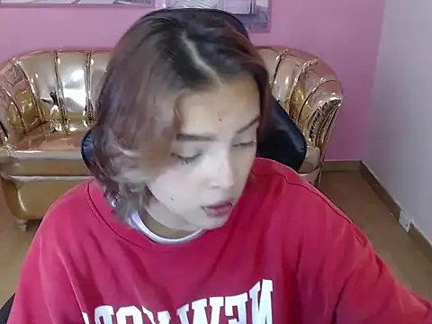 mia foster t online show from October 17, 12:52 pm