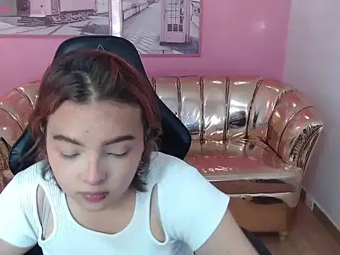 mia foster t online show from October 21, 12:50 pm